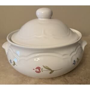 Pfaltzgraff Ceramic Casserole With Lid, Floral Pattern, Round, Made in USA